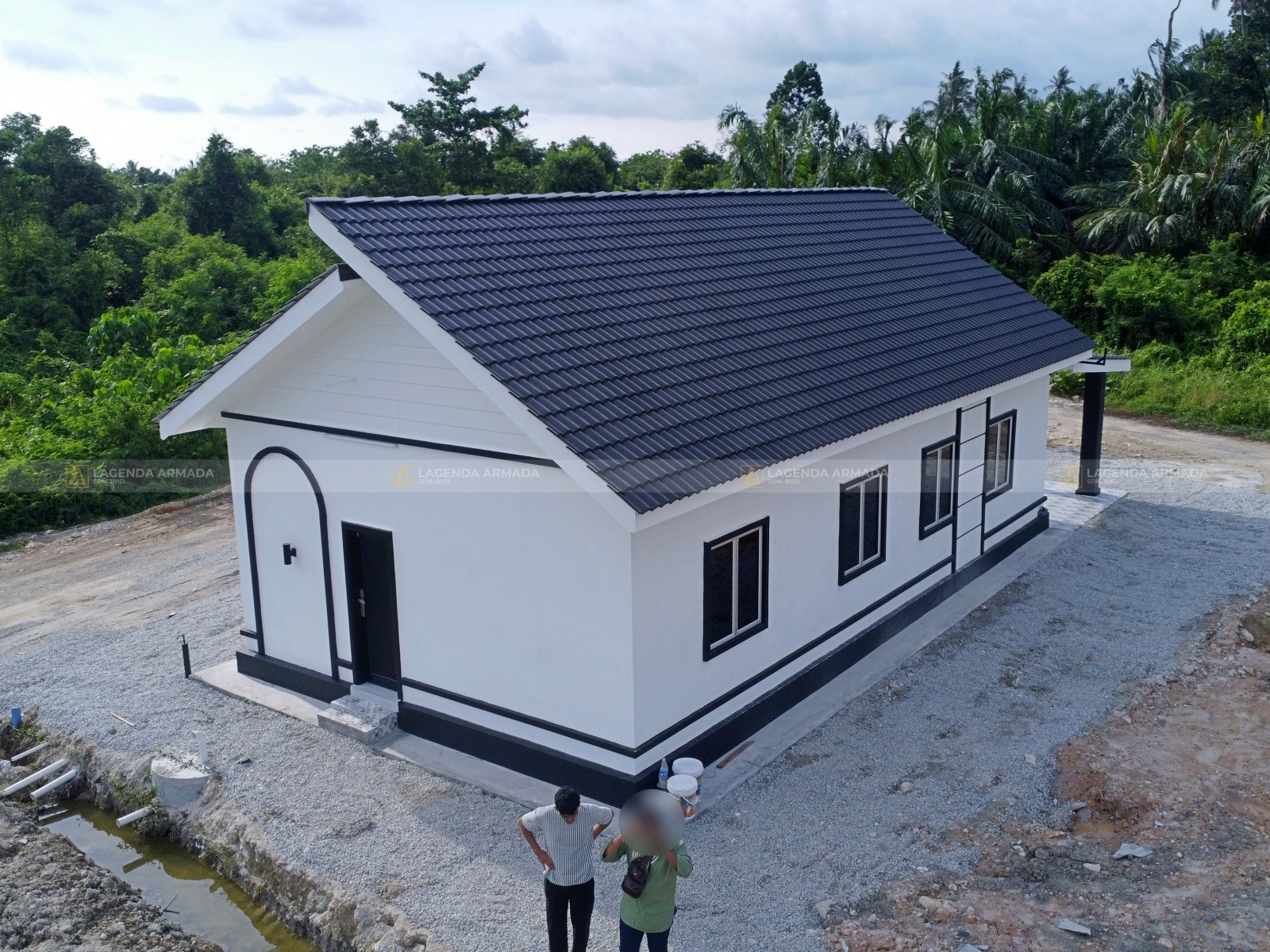 Lagenda Arus (Puan Nurul Atika)