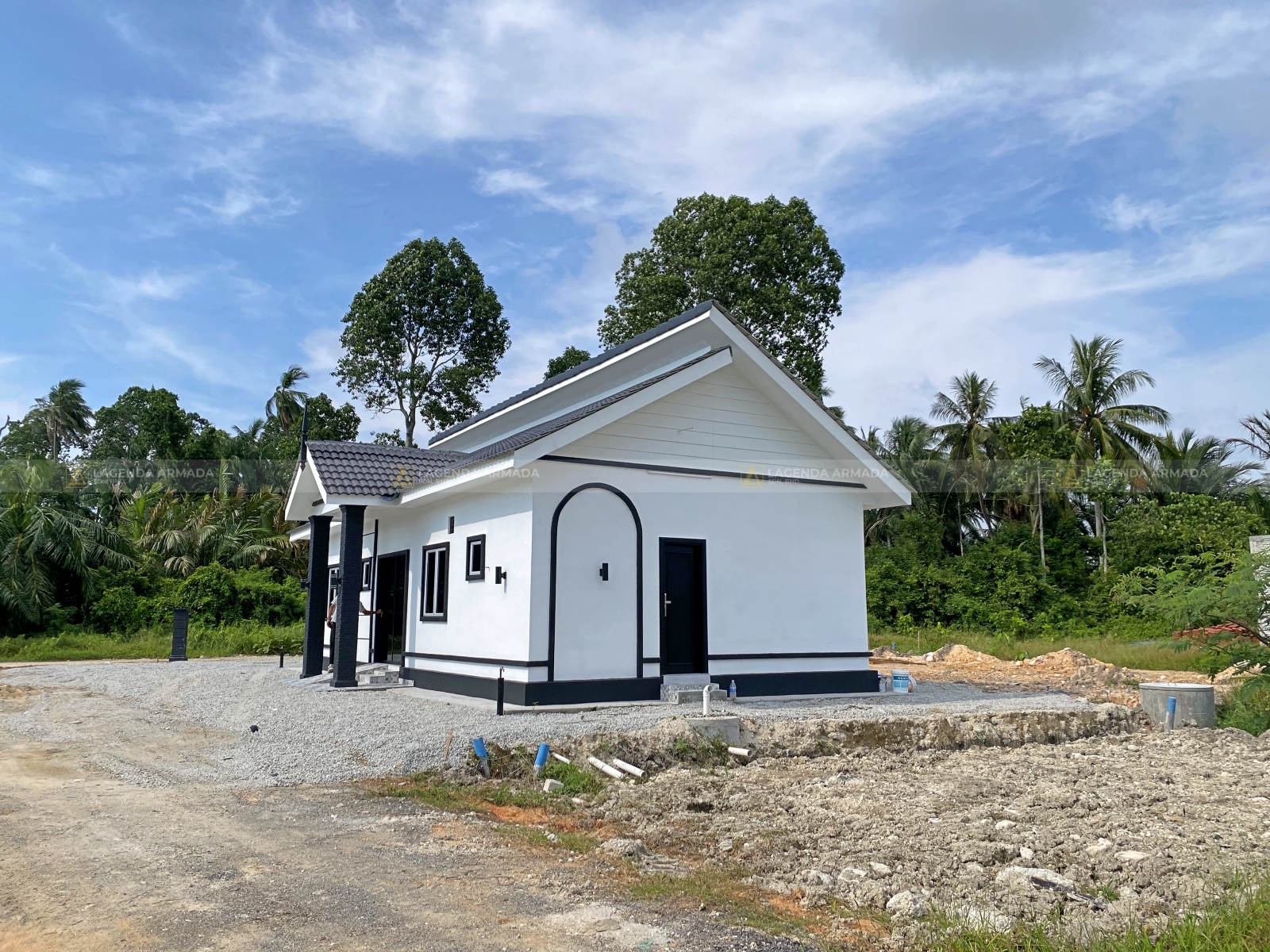 Lagenda Arus (Puan Nurul Atika)