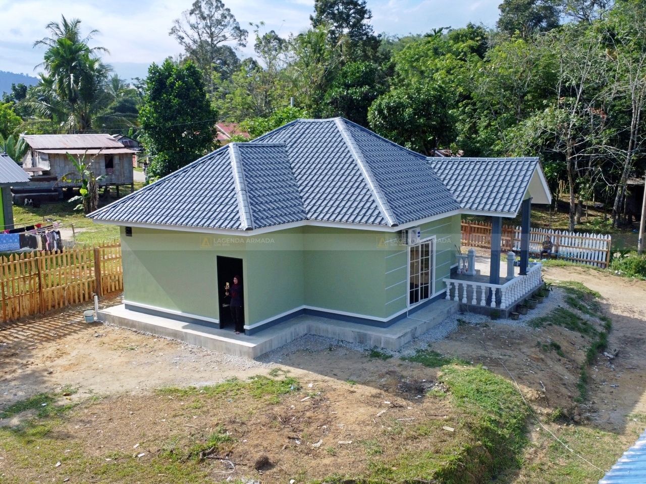 Lagenda Sagara (Encik Hanaffie)