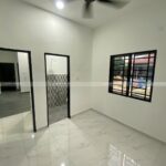 Lagenda Mawar (Encik Shukri)