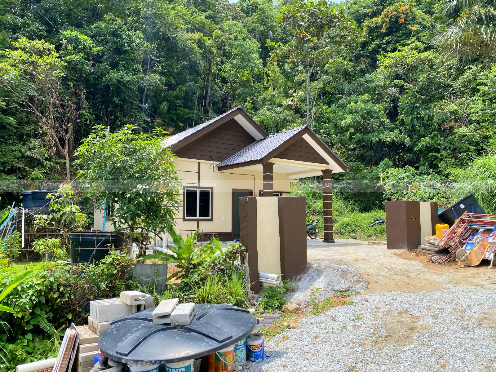 Lagenda Mawar (Puan Nazliza)