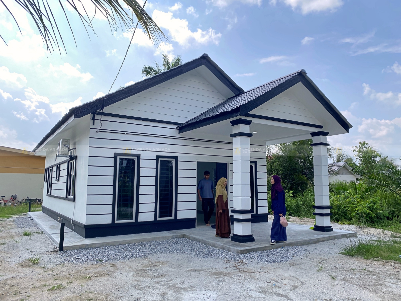 Lagenda Mawar (Encik Samsudin)