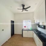 Lagenda Merak (Puan Amira)