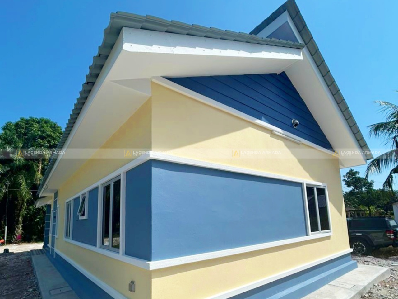 Lagenda Merak (Puan Amira)