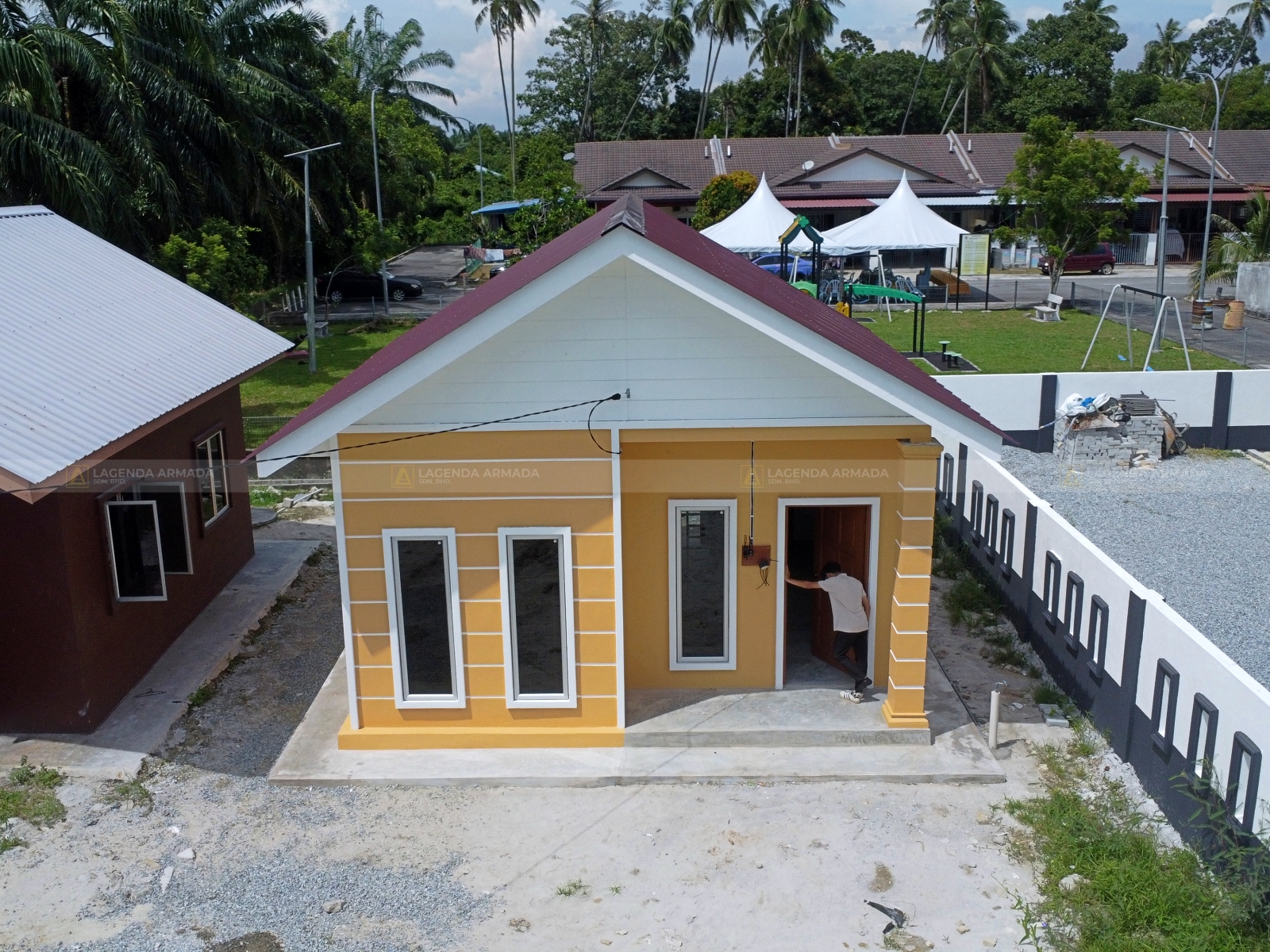 Lagenda Rahmah 1 (Cik Nor Rina Zahirah)