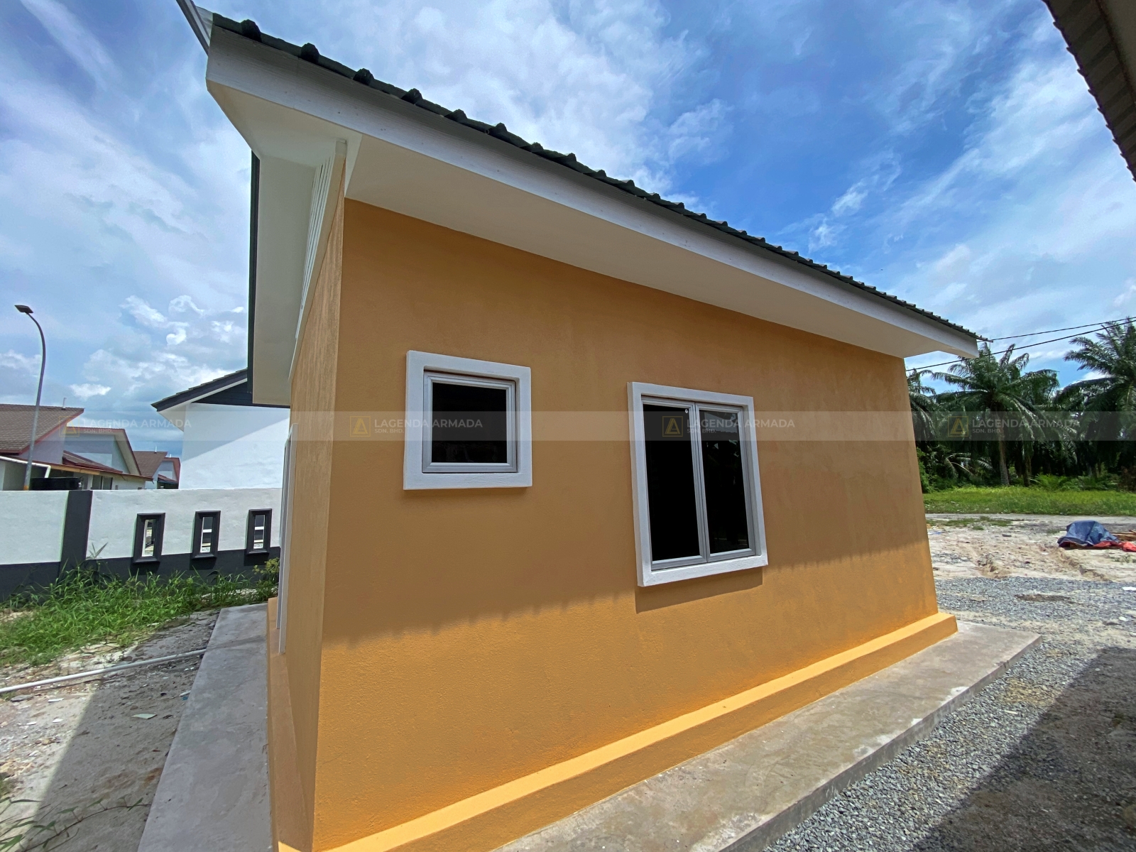 Lagenda Rahmah 1 (Cik Nor Rina Zahirah)