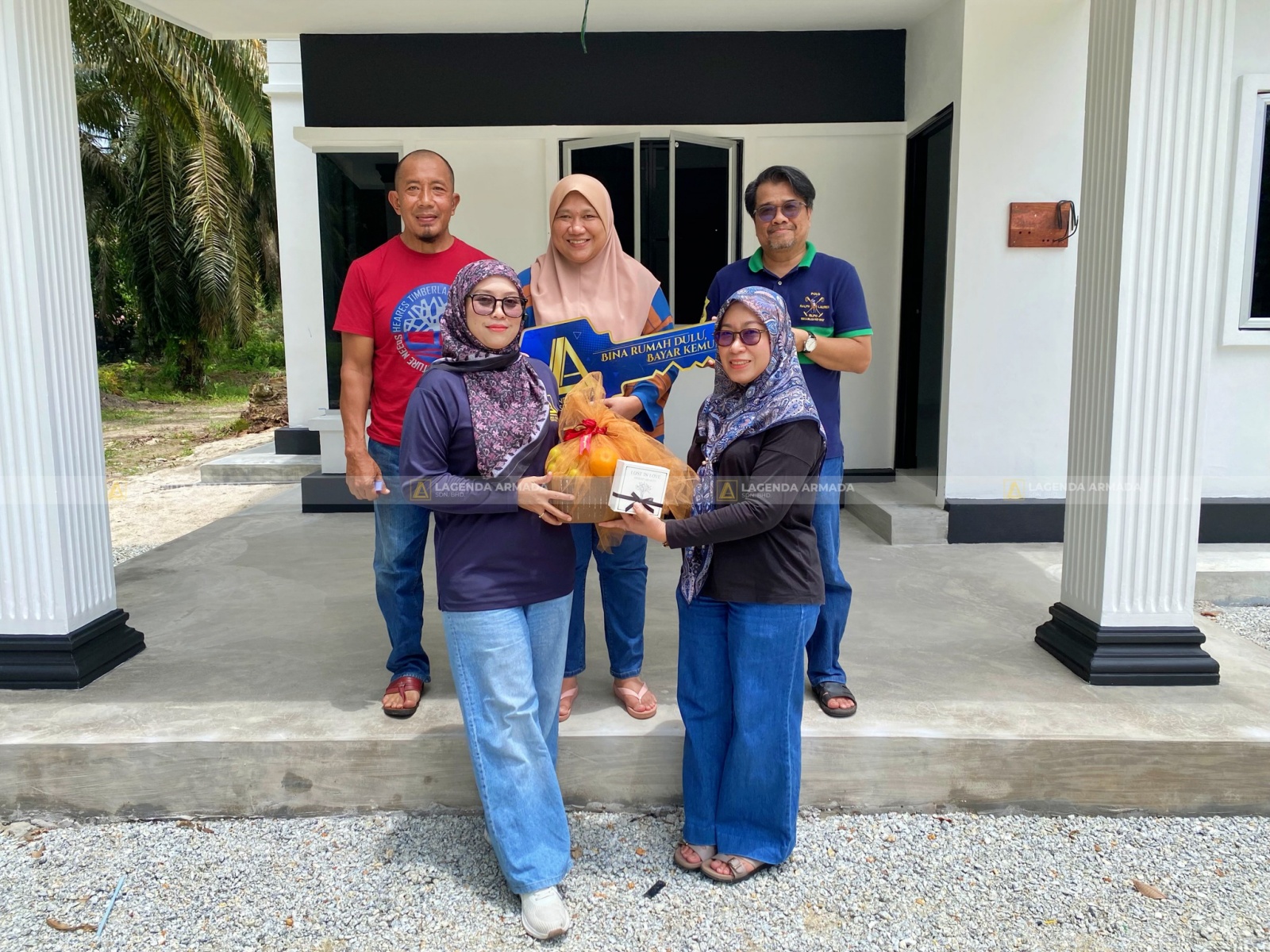 Lagenda Rumah Sewa Kembara (Puan Sima Azwa)