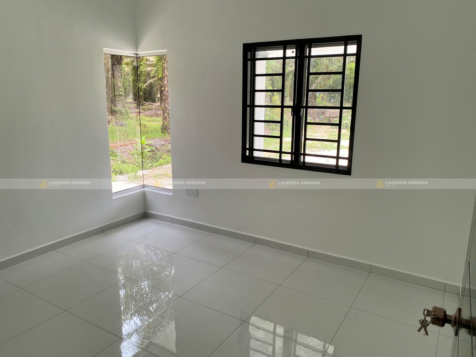 Lagenda Rumah Sewa Kembara (Puan Sima Azwa)