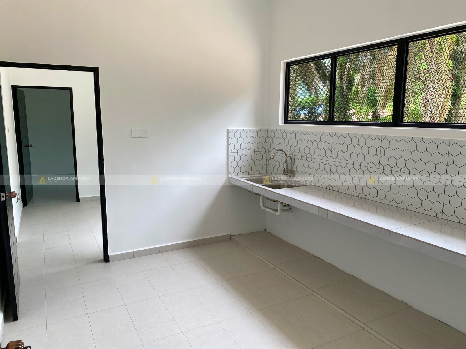 Lagenda Rumah Sewa Kembara (Puan Sima Azwa)
