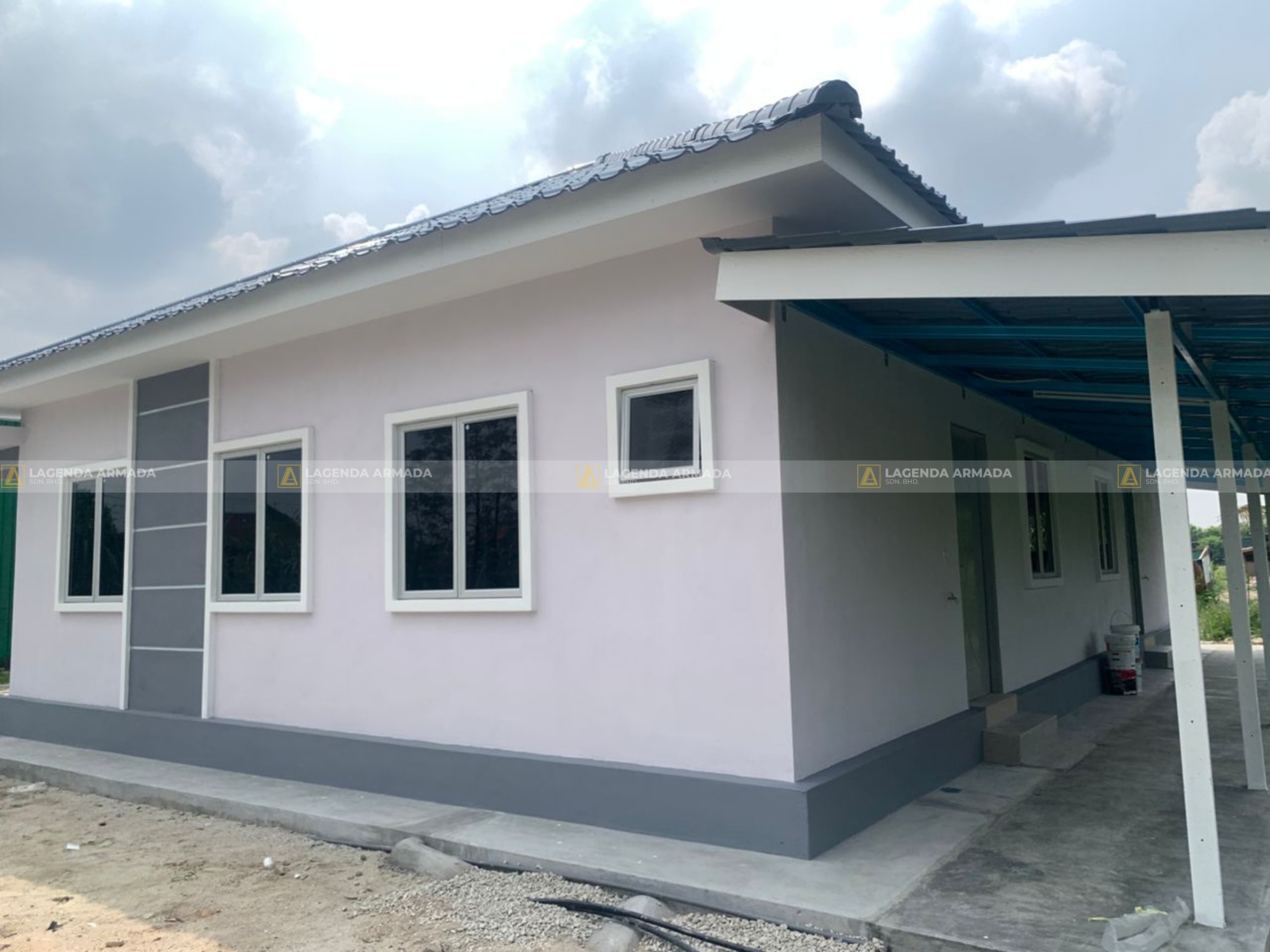 Lagenda Sewa (Puan Azizah)