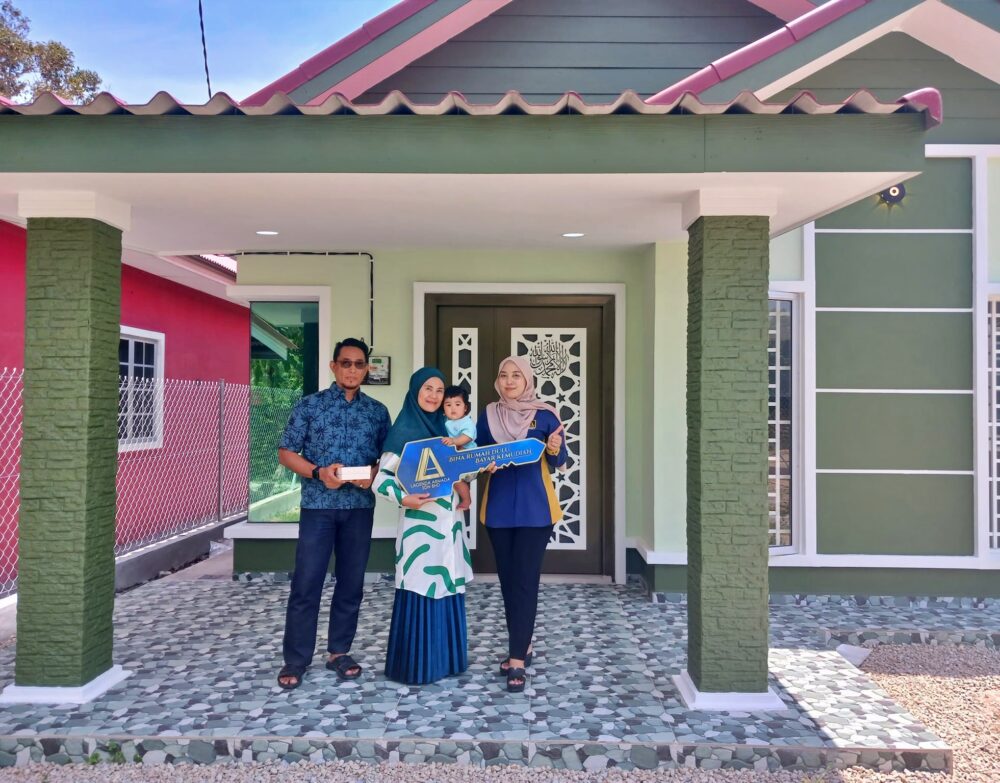 Serahan kunci rumah siap dibina - Lagenda Armada Sdn. Bhd.